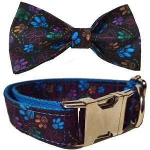 Collar y Pajarita huellas